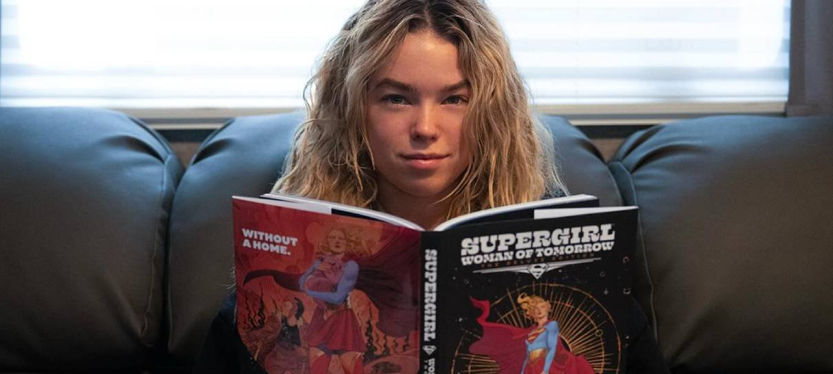 Supergirl e a escalação polêmica: quando a aparência pesa mais do que deveria — ou mais do que se admite